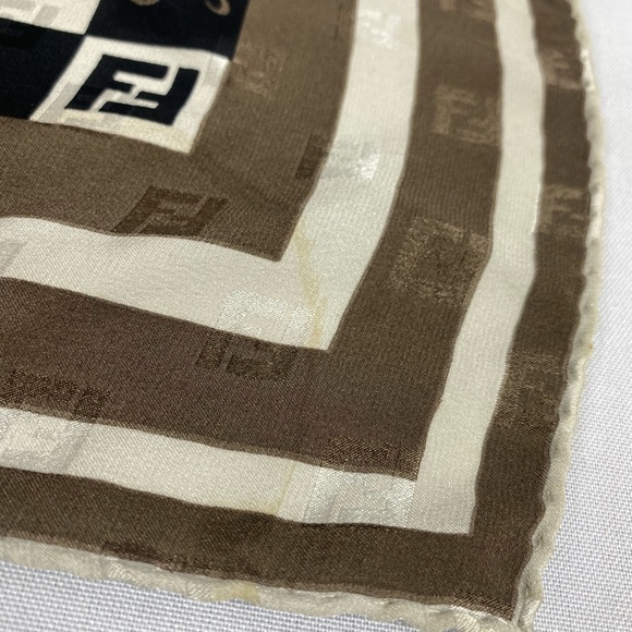FENDI Logo Cube Print Vintage Scarf - Picture 15 of 15